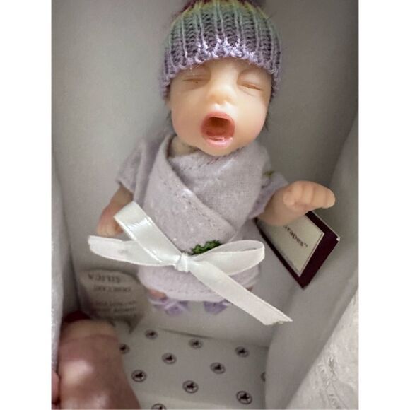 New. Ashton Drake Galleries Sour Grapes Doll Sweet as You Please Collection 2008 - Picture 2 of 6